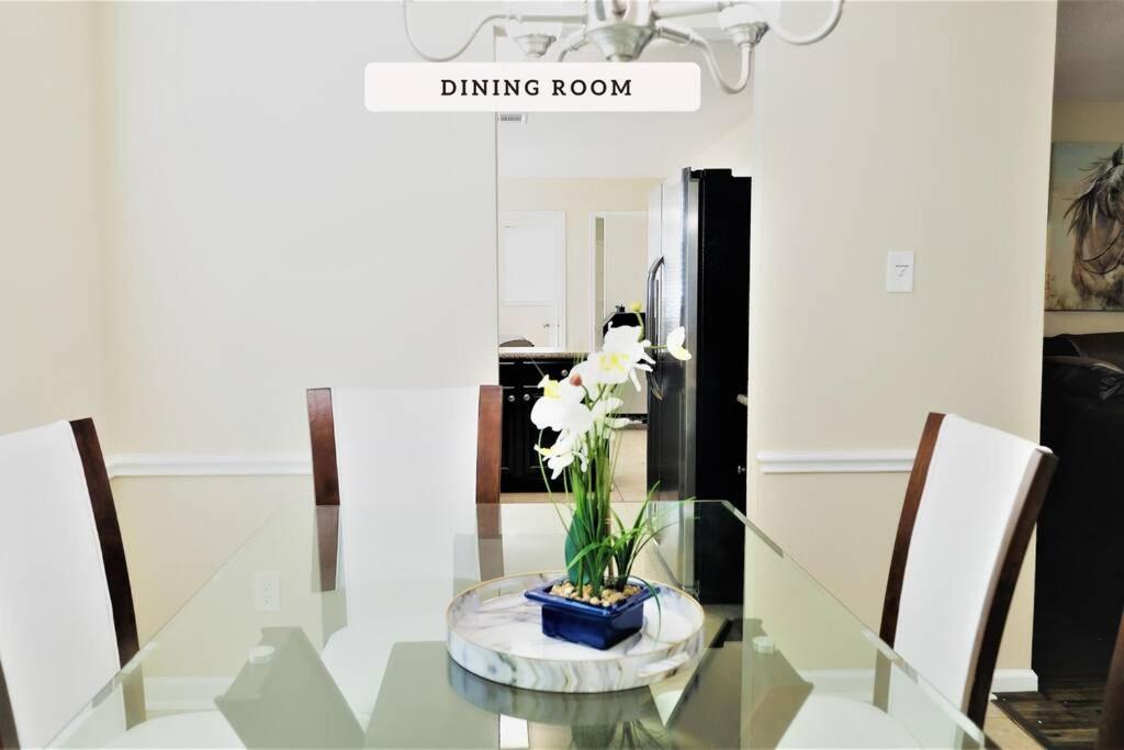 Exceptional, 5 Beds, Near Downtown - Bold Ruler Villa Stafford Ngoại thất bức ảnh